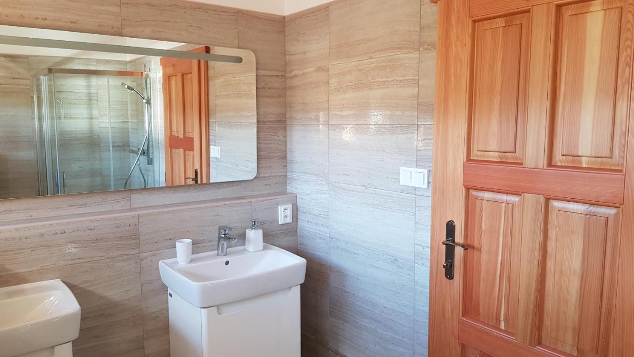 Apartmany Plesivec อาเบอร์ตามี ภายนอก รูปภาพ